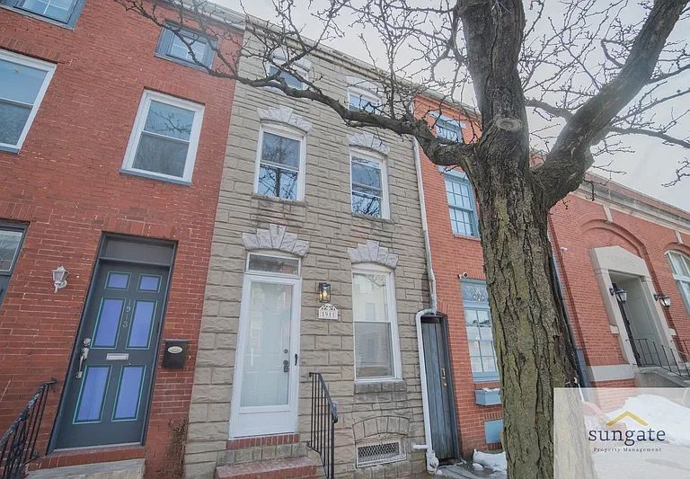 1911 Eastern Ave — Photo 45