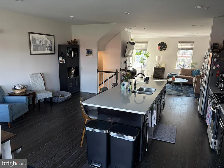 109 Almond Dr — Photo 8