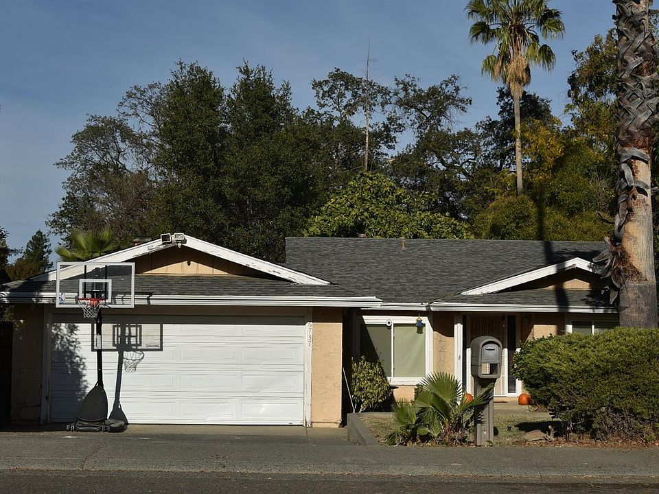1st image of 6737 Greenleaf Dr