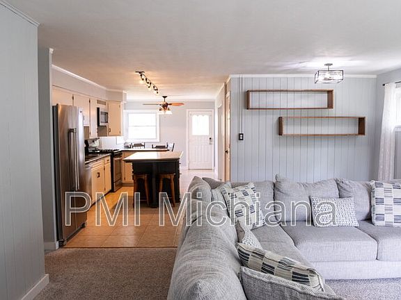 3rd image of 54616 27th St