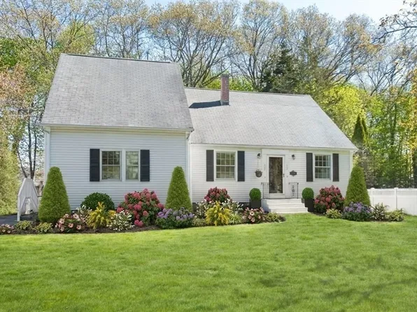 13 Sylvester Rd, Natick, MA 01760