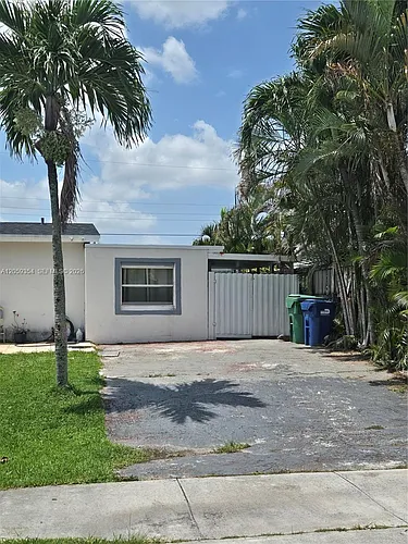 7930 NW 174th Ter #0 Photo 1 7930 NW 174th Ter #0 Photo 1
