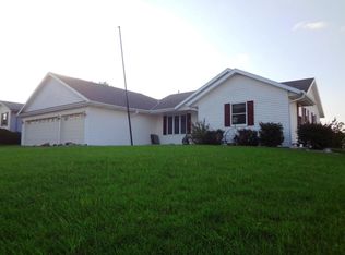 1601 Five Mile Rd, Racine, WI 53402