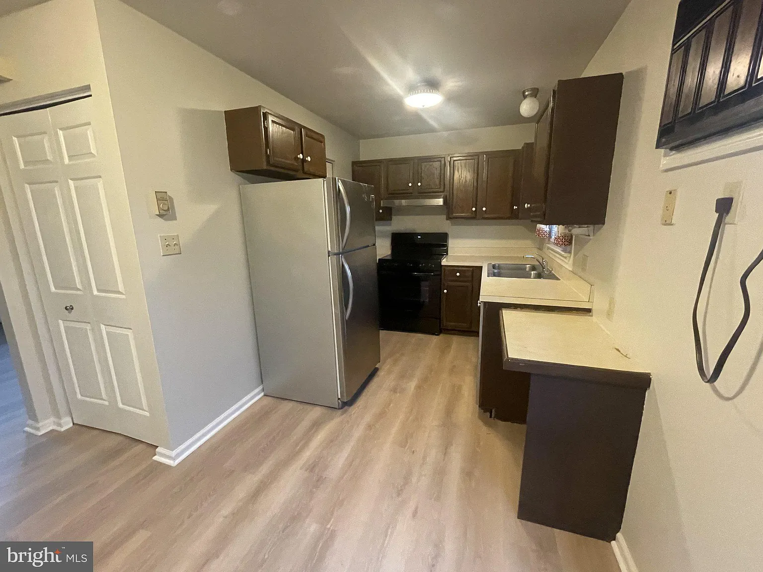 2 bed, 1.0 bath, 960 sqft, $1,675 — Photo 4
