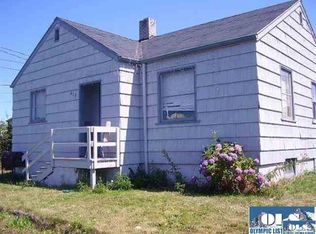 617 S Peabody St, Port Angeles, WA 98362