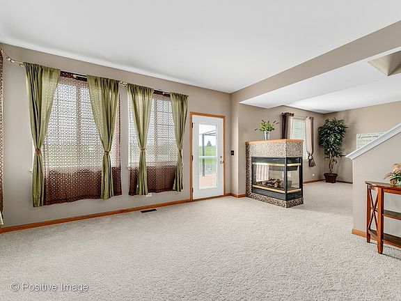 5th image of 1115 Stonecrop Ln
