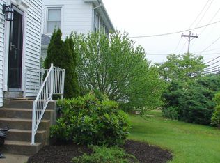 95 Brandegee Ave, Groton, CT 06340