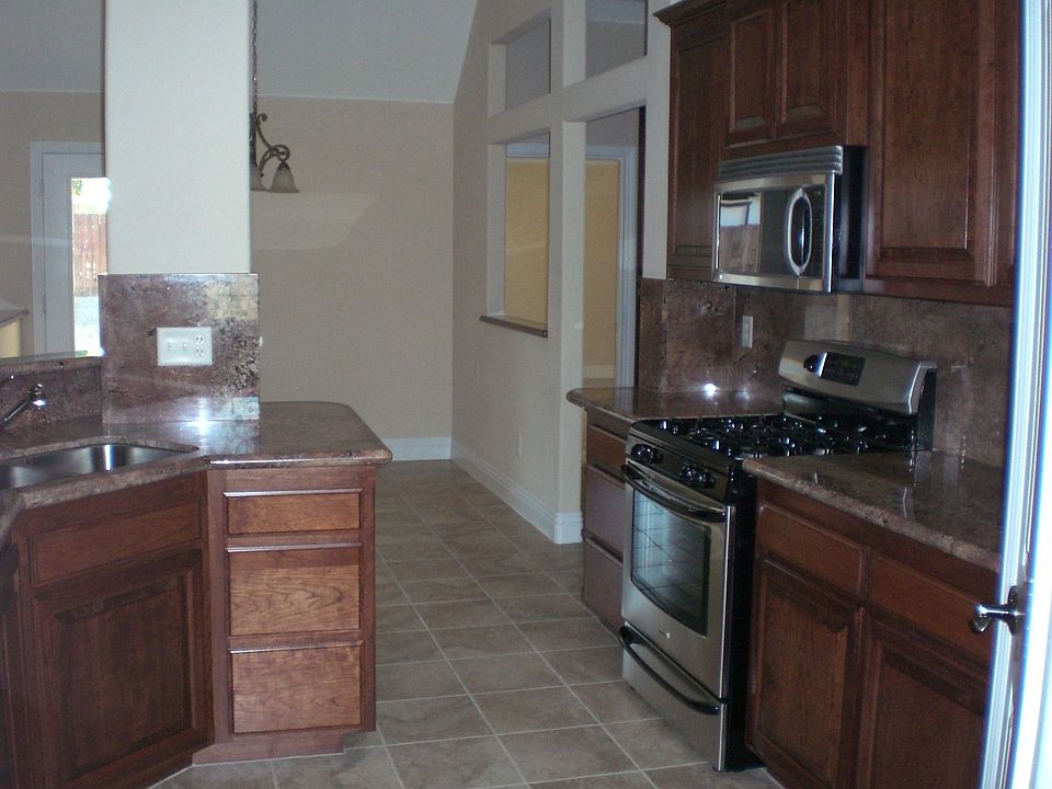 2nd image of 1545 Carl Ct