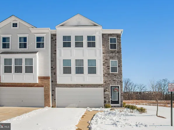 12950 Blue Sky Pl, Woodbridge, VA 22192
