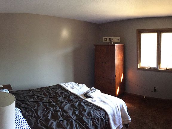 2nd image of 2107 E 48th St