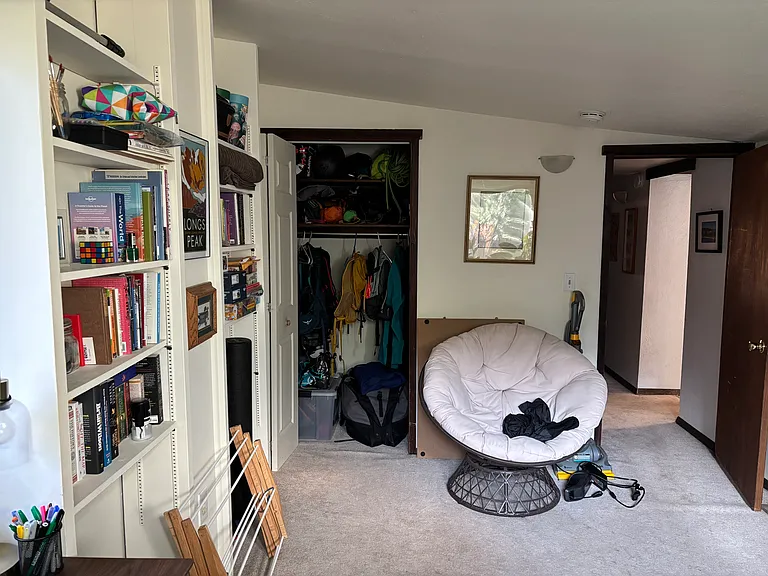 1825 Walnut St — Photo 8