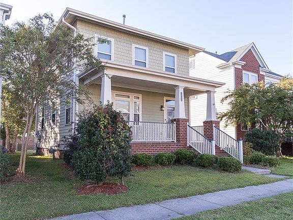 3rd image of 708 Twine Ave