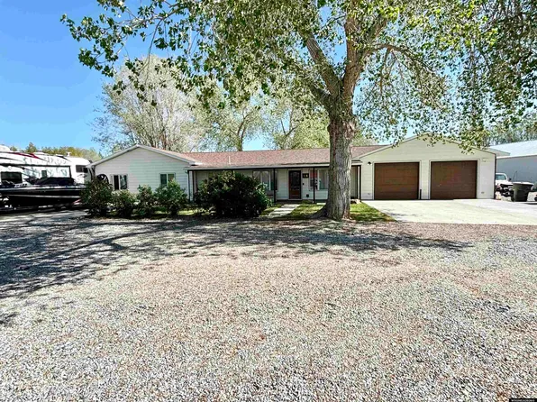 4 McCall Ln, Riverton, WY 82501