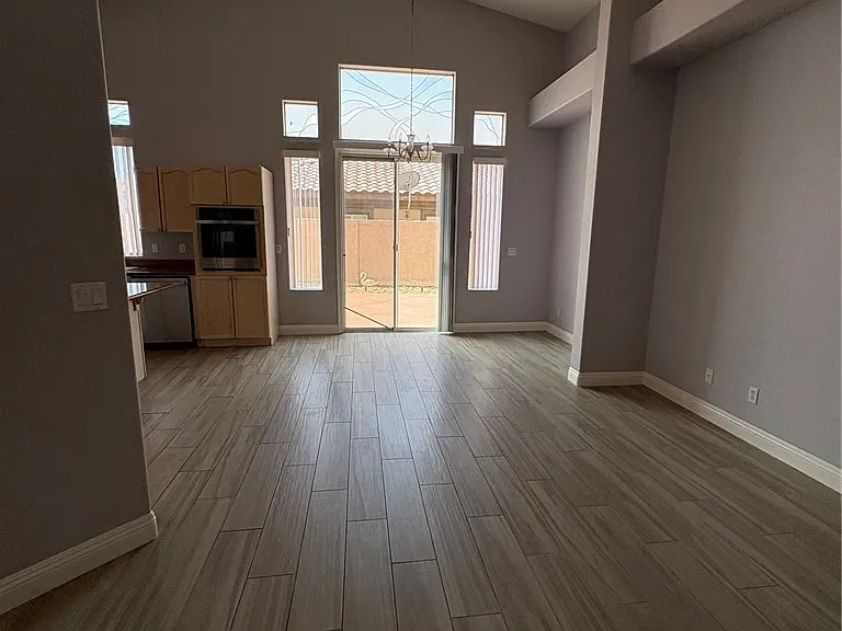 8727 Stockholm Ave — Photo 14