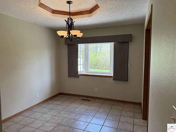 3rd image of 3101 S Stewart Ave