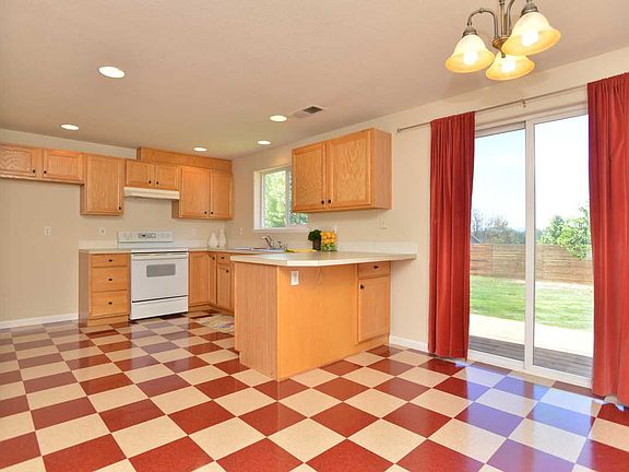 Expansive, light & bright