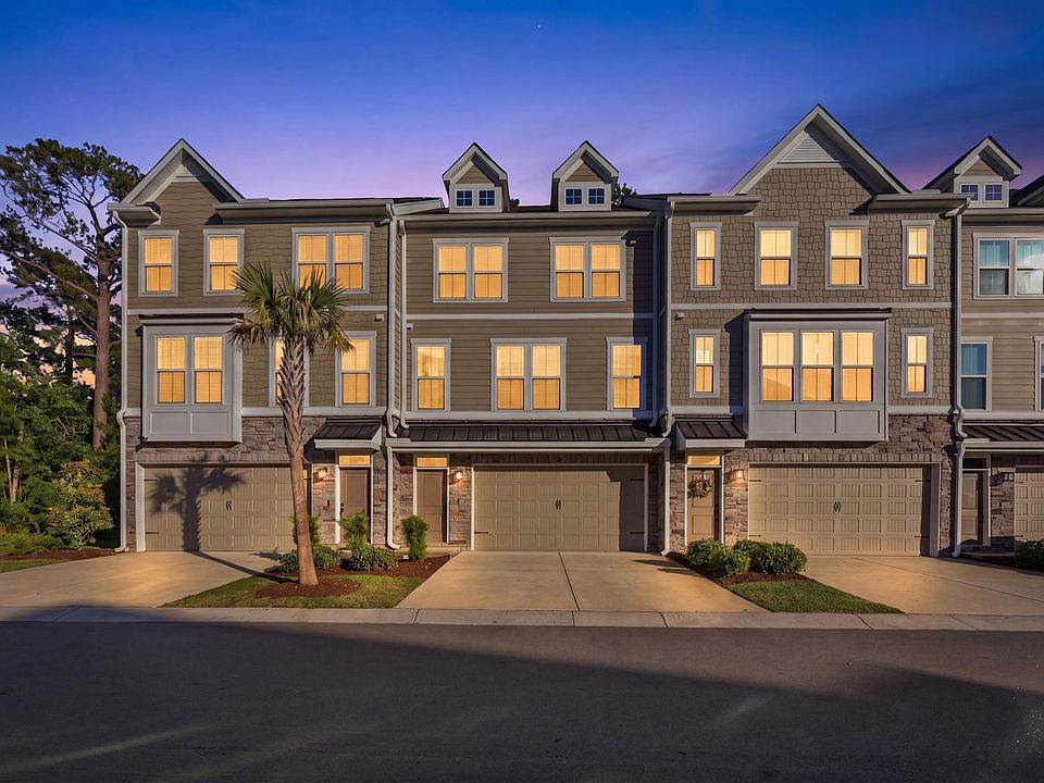 1st image of 2557 Pete Dye Dr. #702