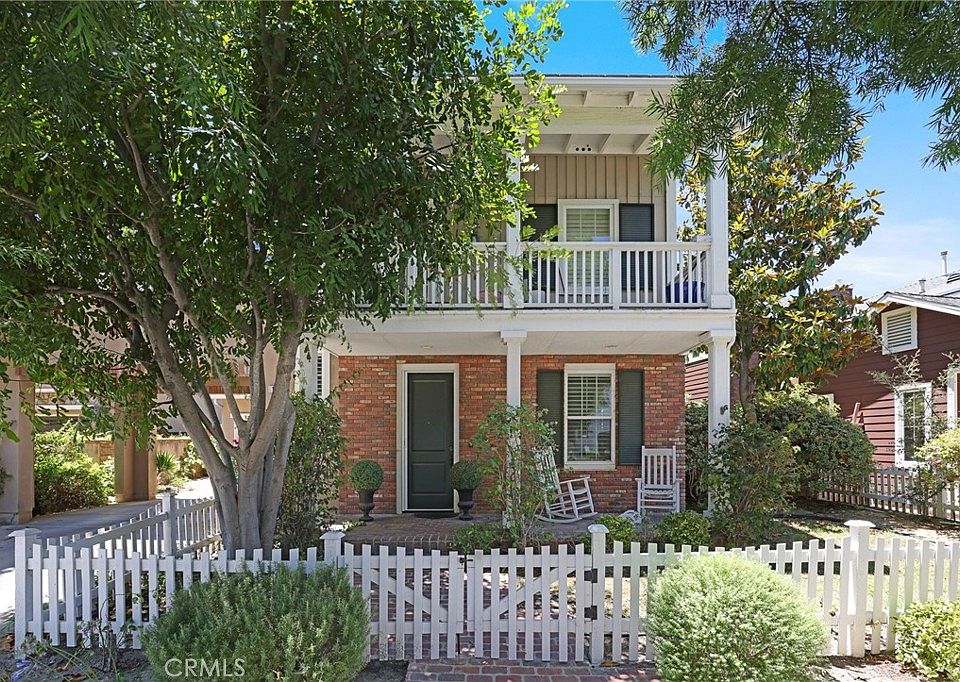 1st image of 15 Langford Ln
