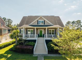 1828 Delacourt Ave, Mount Pleasant, SC 29466