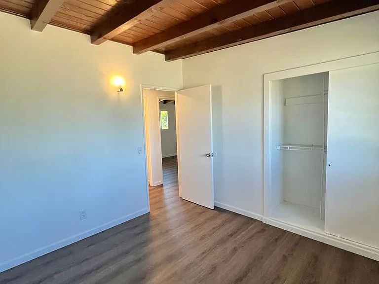 7695 Encinas Cir — Photo 12