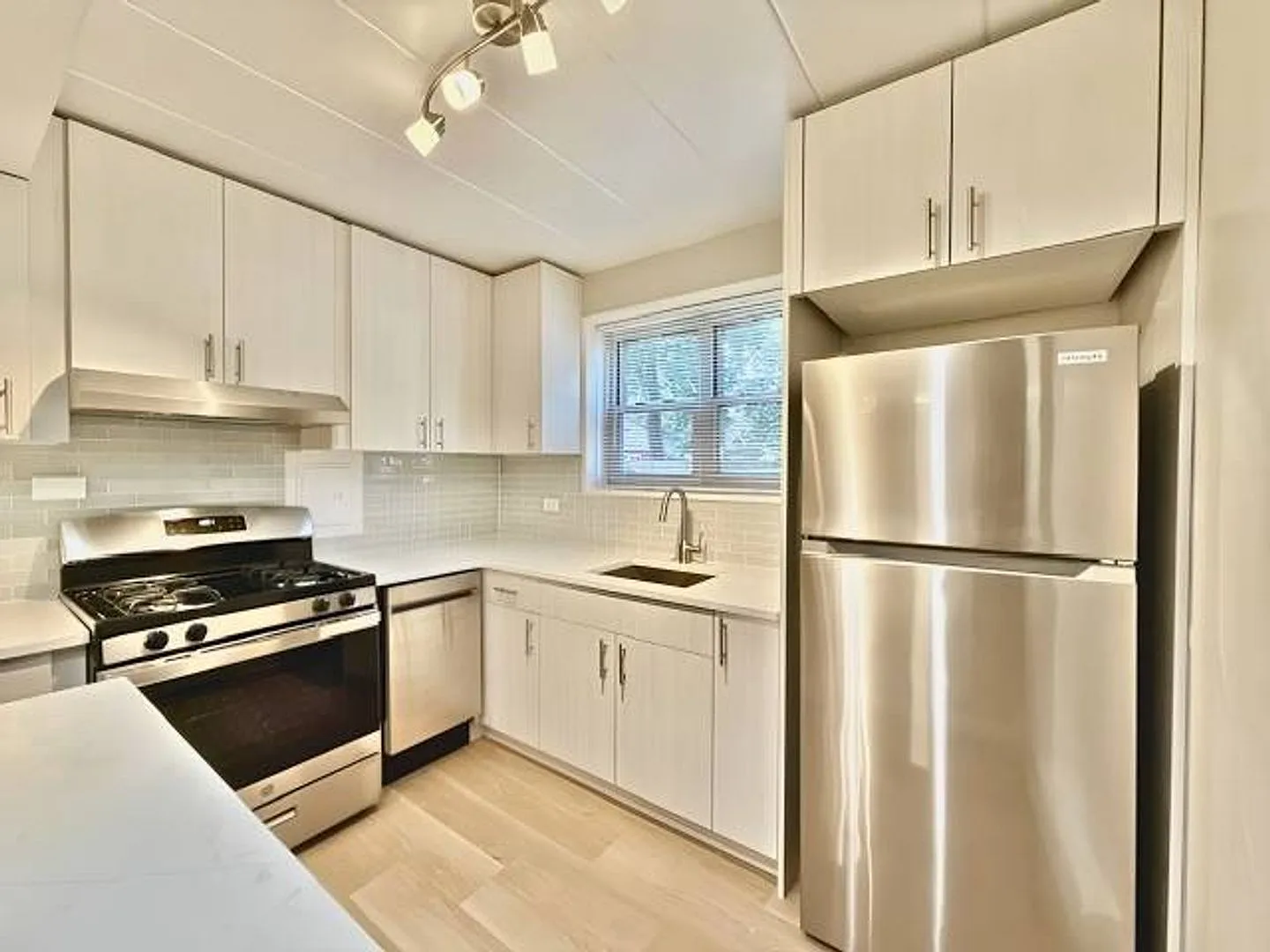 1447 WEST TOUHY LLC — Photo 3