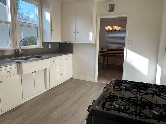 4th image of 2461 W Via Lucia
