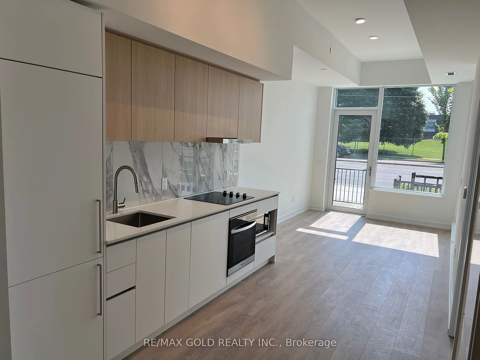 2 bed, $2,500 — Photo 4