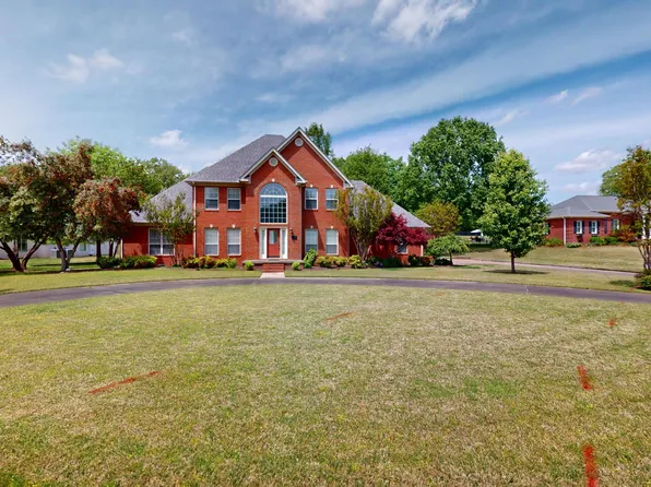 1000 Cannon Cv, Dyersburg, TN 38024