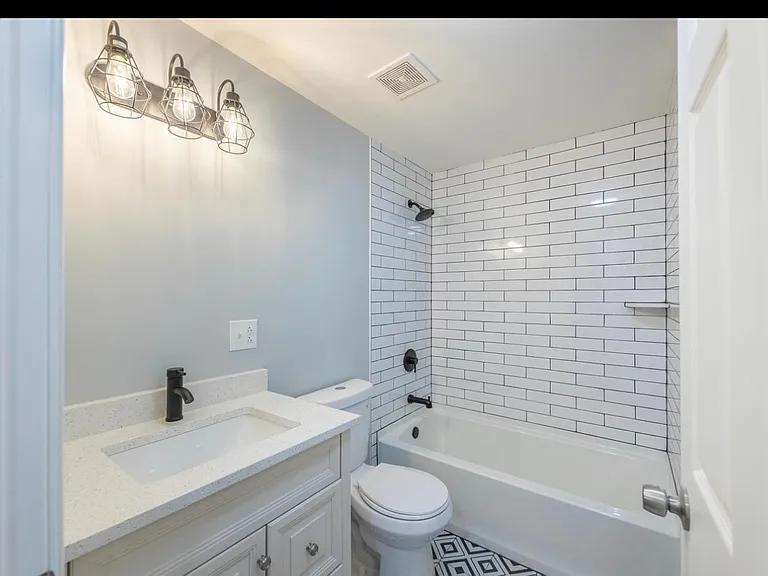 6914 S Marshfield Ave #1 — Photo 6