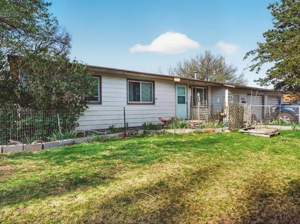 2525 Ina Ave, Cody, WY 82414