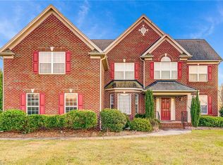 7893 Elizabeth Dr, Oak Ridge, NC 27310