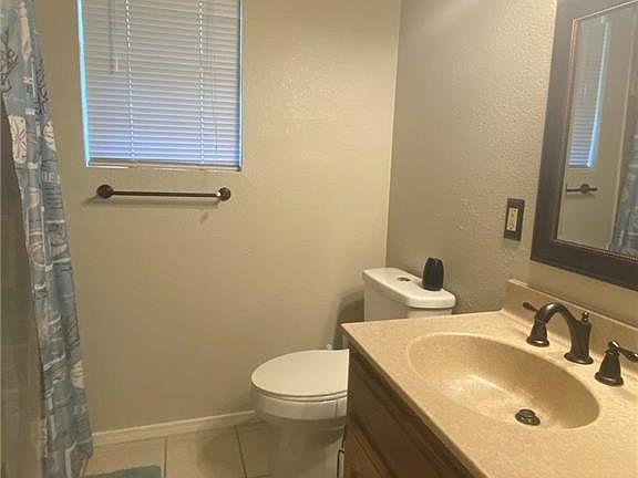 2nd image of 405 Cedar Creek Dr