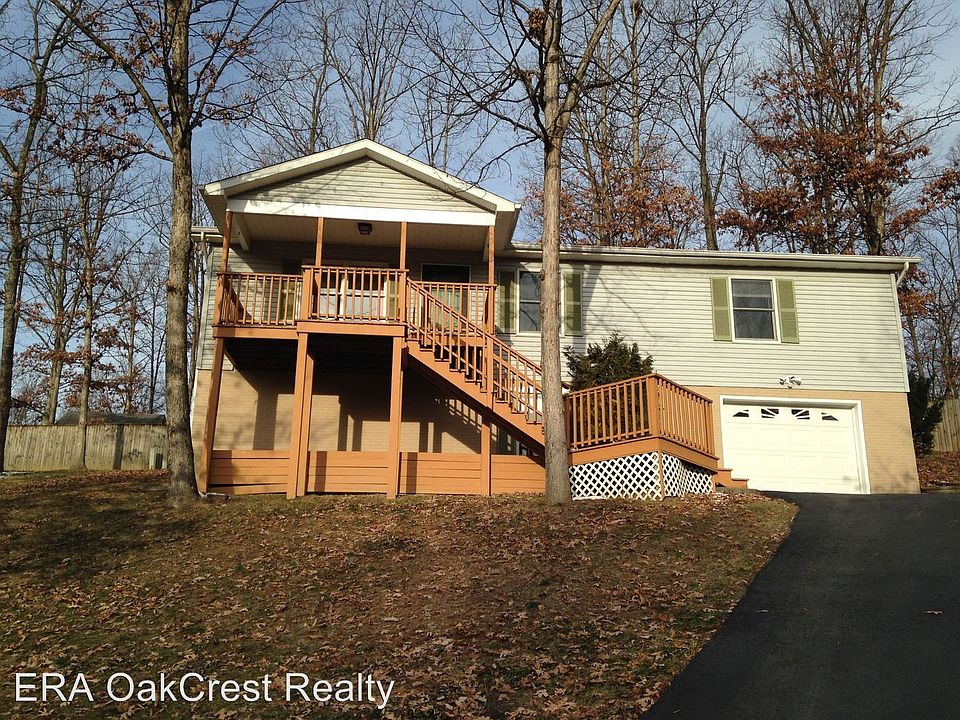 1st image of 107 Lakewood Dr