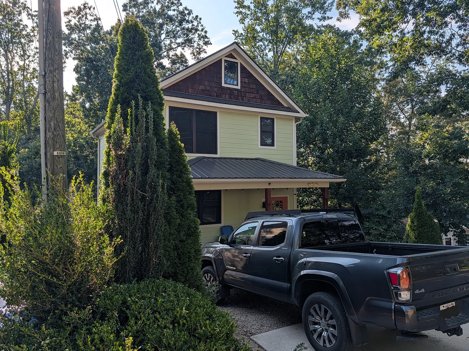 3 bed, 1167 sqft, $2,300 — Photo 2