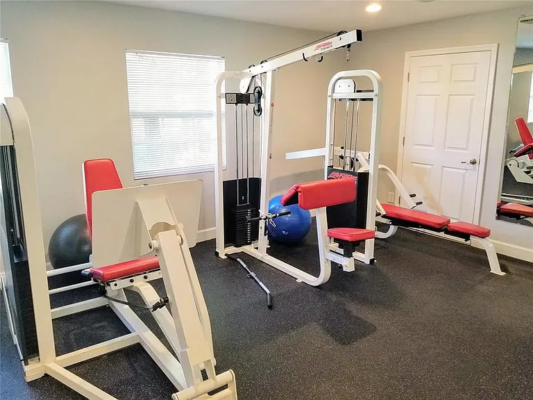 169 Pompano Dr SE — Photo 31