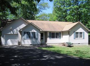 1119 Park Dr, East Stroudsburg, PA