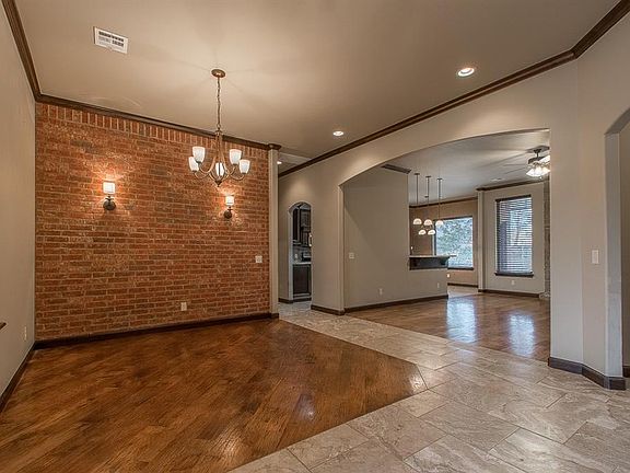 5th image of 13905 Savannah River Way