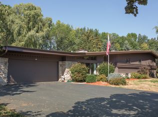 710 Birch Tree Rd, Sheboygan, WI 53083