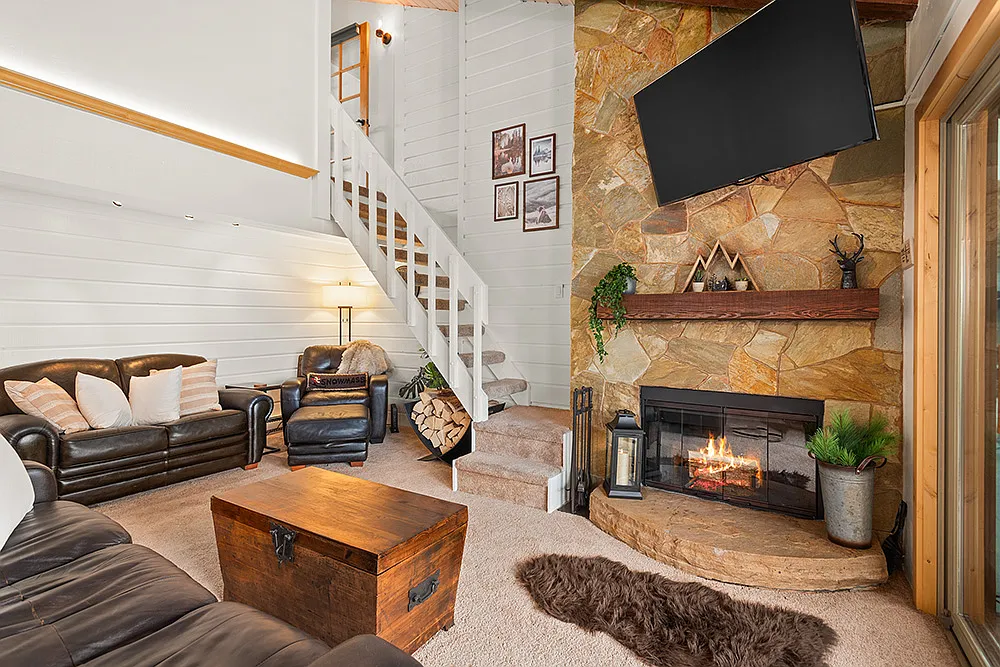 3 bed, 1320 sqft, $7,500 — Photo 4