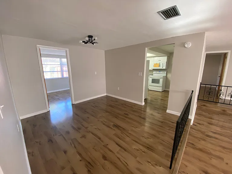 6041 13th Ave — Photo 27