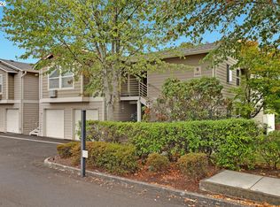 15052 NW Central Dr APT 901, Portland, OR 97229