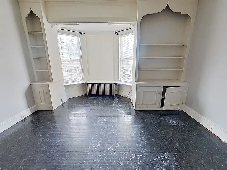 334 N Beaver St #2 — Photo 5