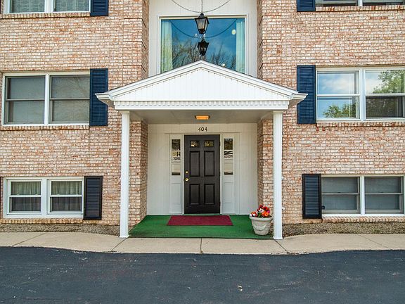 2nd image of 404 Mount Vernon Ave APT 19