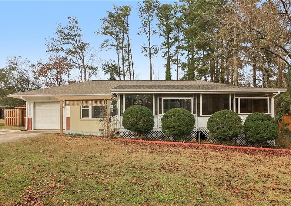 1st image of 716 Carolina Rd SW