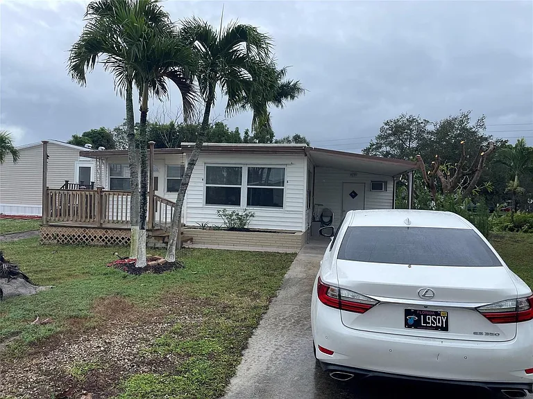 8580 SW 23rd Pl — Photo 15