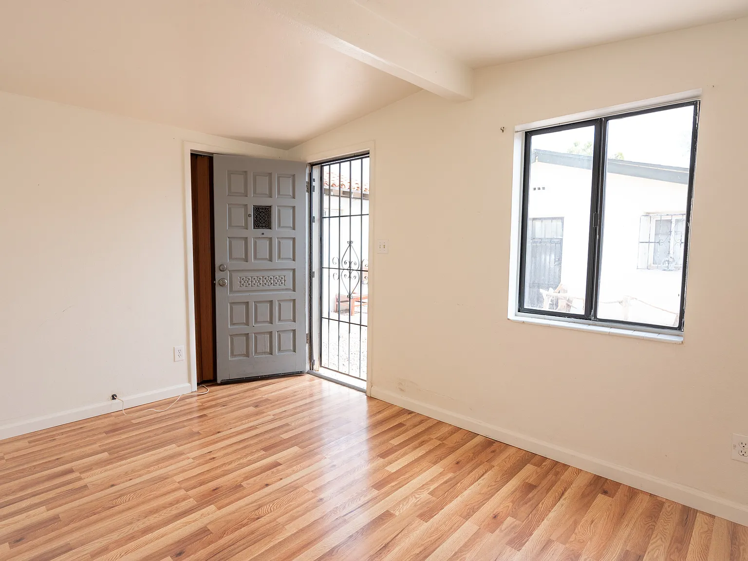 1 bed, 584 sqft, $900 — Photo 4