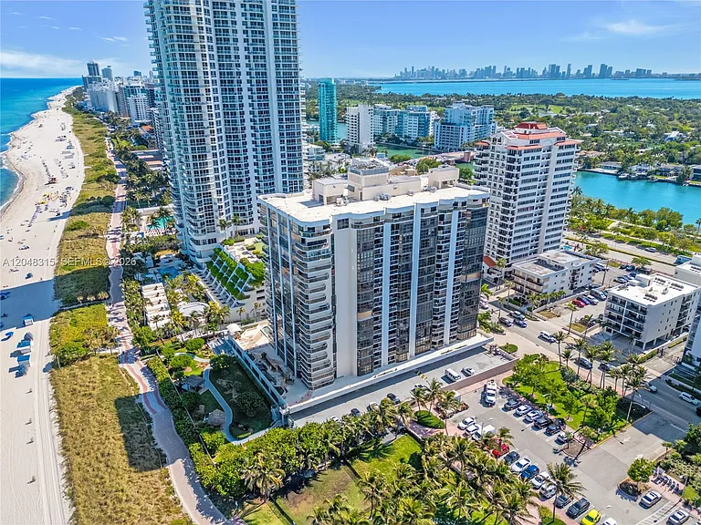6423 Collins Ave #703 — Photo 6