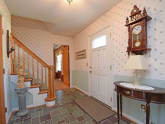 2nd image of 6452 Teakwood Ct
