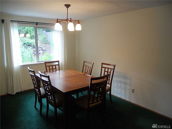 4th image of 2026 114th Ave NE