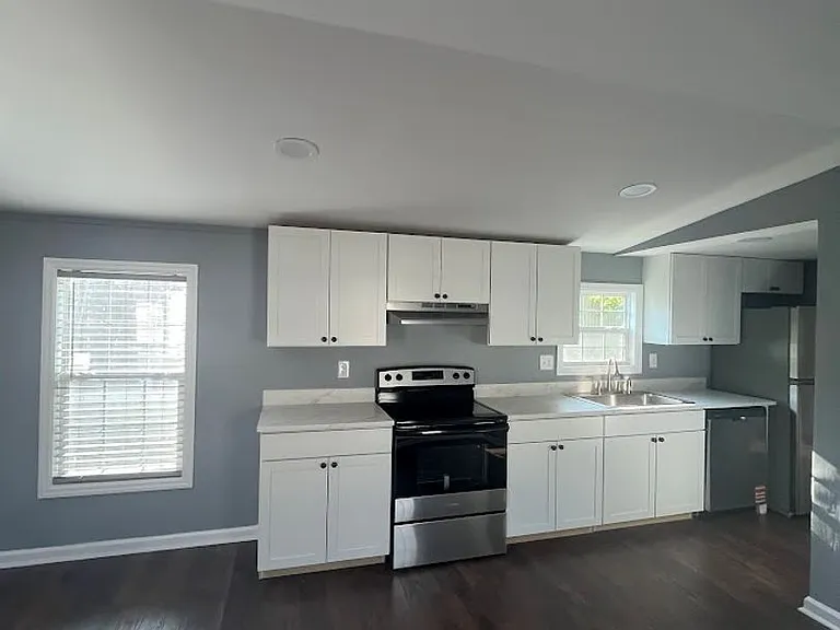 5627 Hardwick Ln — Photo 23
